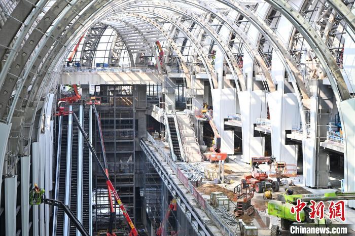 广州白云站室内外装饰装修有序施工 “木棉花开”造米乐 M6米乐型显现(图5)