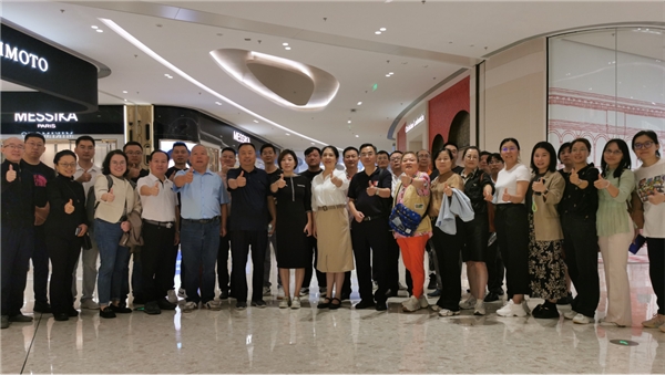 2023华南(海口)建博会暨第二届中国(海南)全装修产业与装配式内装修智造高峰论坛在米乐 M6米乐海口举办(图15) 2023华南(海口)建博会暨第二届中国(海南)全装修产业与装配式内装修智造高峰论坛在米乐 M6米乐海口举办(图15)