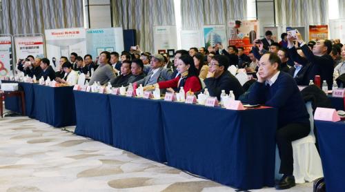 聚焦民生 解析趋势 上海住米乐 M6米乐宅装饰产业论坛在沪召开(图1) 聚焦民生 解析趋势 上海住米乐 M6米乐宅装饰产业论坛在沪召开(图1)