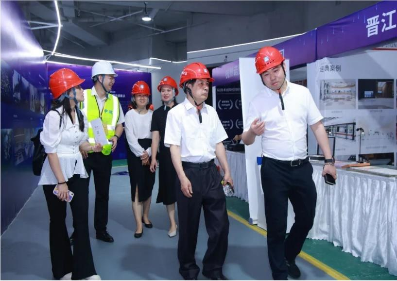 简报2023(11)“2023装饰智能建造管理与创新论坛”——走米乐 M6米乐进中建三局装饰智慧工地现场观摩会圆满召开(图4) 简报2023(11)“2023装饰智能建造管理与创新论坛”——走米乐 M6米乐进中建三局装饰智慧工地现场观摩会圆满召开(图4)