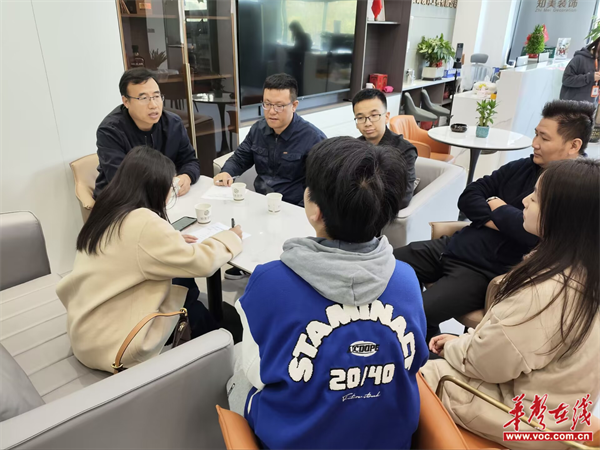 湖南工程职院工程设计学院：走访企业强合作 看望慰问助成长(图1)