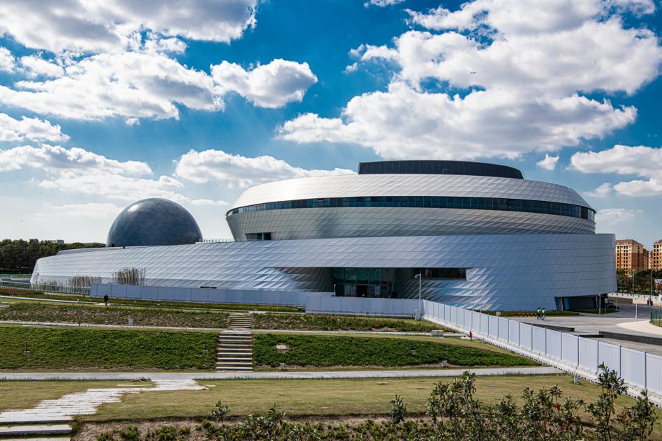 发展跃上“百亿能级”平台上海建筑装饰集团再谱新章(图2) 发展跃上“百亿能级”平台上海建筑装饰集团再谱新章(图2)