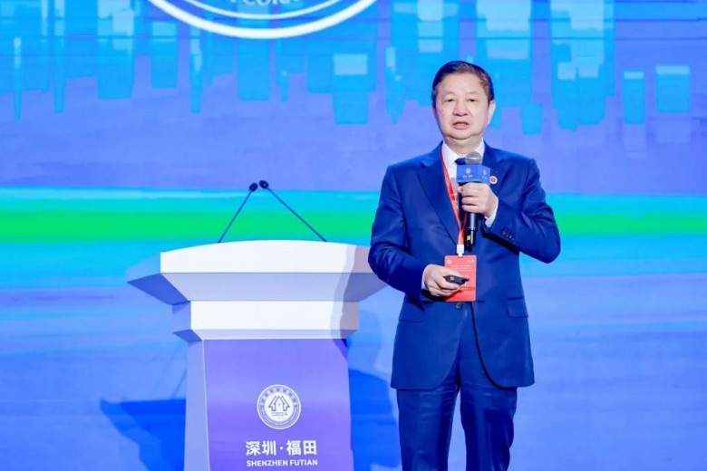 不断擦亮福田建装“金字招牌” 2023中国建筑装饰产业发展论坛圆满举办(图3) 不断擦亮福田建装“金字招牌” 2023中国建筑装饰产业发展论坛圆满举办(图3)