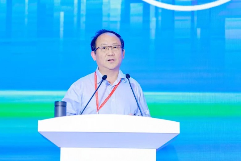 不断擦亮福田建装“金字招牌” 2023中国建筑装饰产业发展论坛圆满举办(图4) 不断擦亮福田建装“金字招牌” 2023中国建筑装饰产业发展论坛圆满举办(图4)