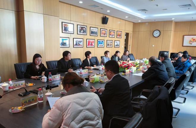 河北省商业联合会考察调研千喜鹤、双鸽等9家企业(图2) 河北省商业联合会考察调研千喜鹤、双鸽等9家企业(图2)