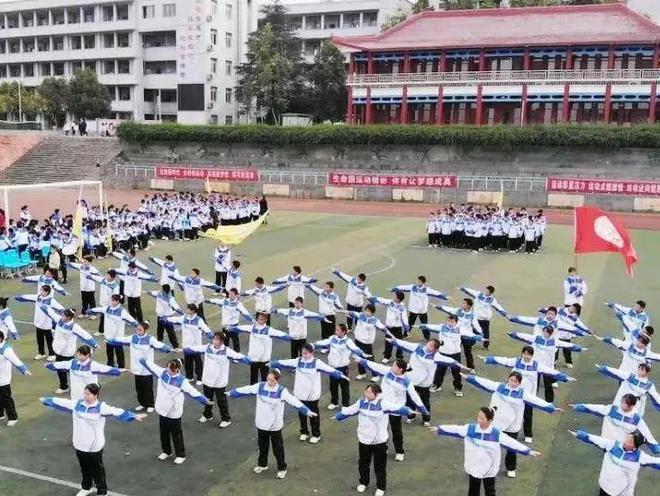 南充今年新增16万个学位！(图2)
