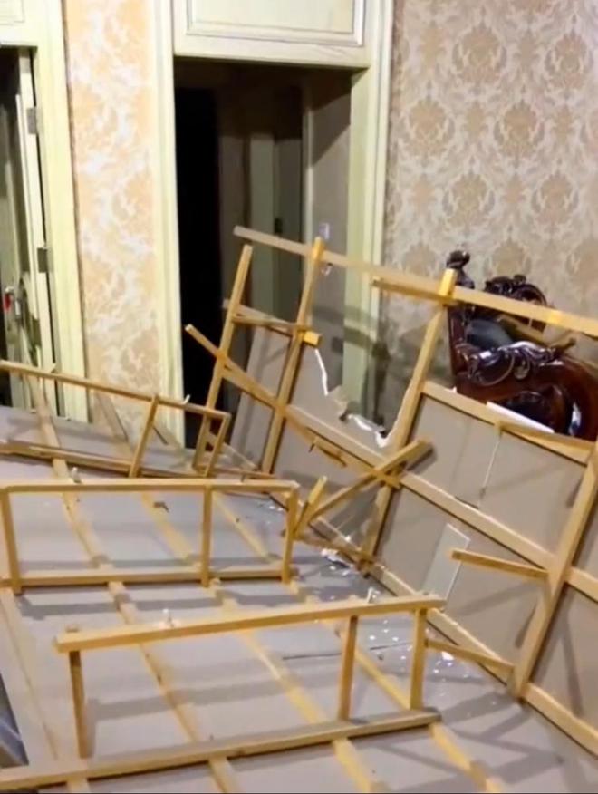 家中吊顶竟然存在这个隐患看完后赶紧检查!(图2) 家中吊顶竟然存在这个隐患看完后赶紧检查!(图2)