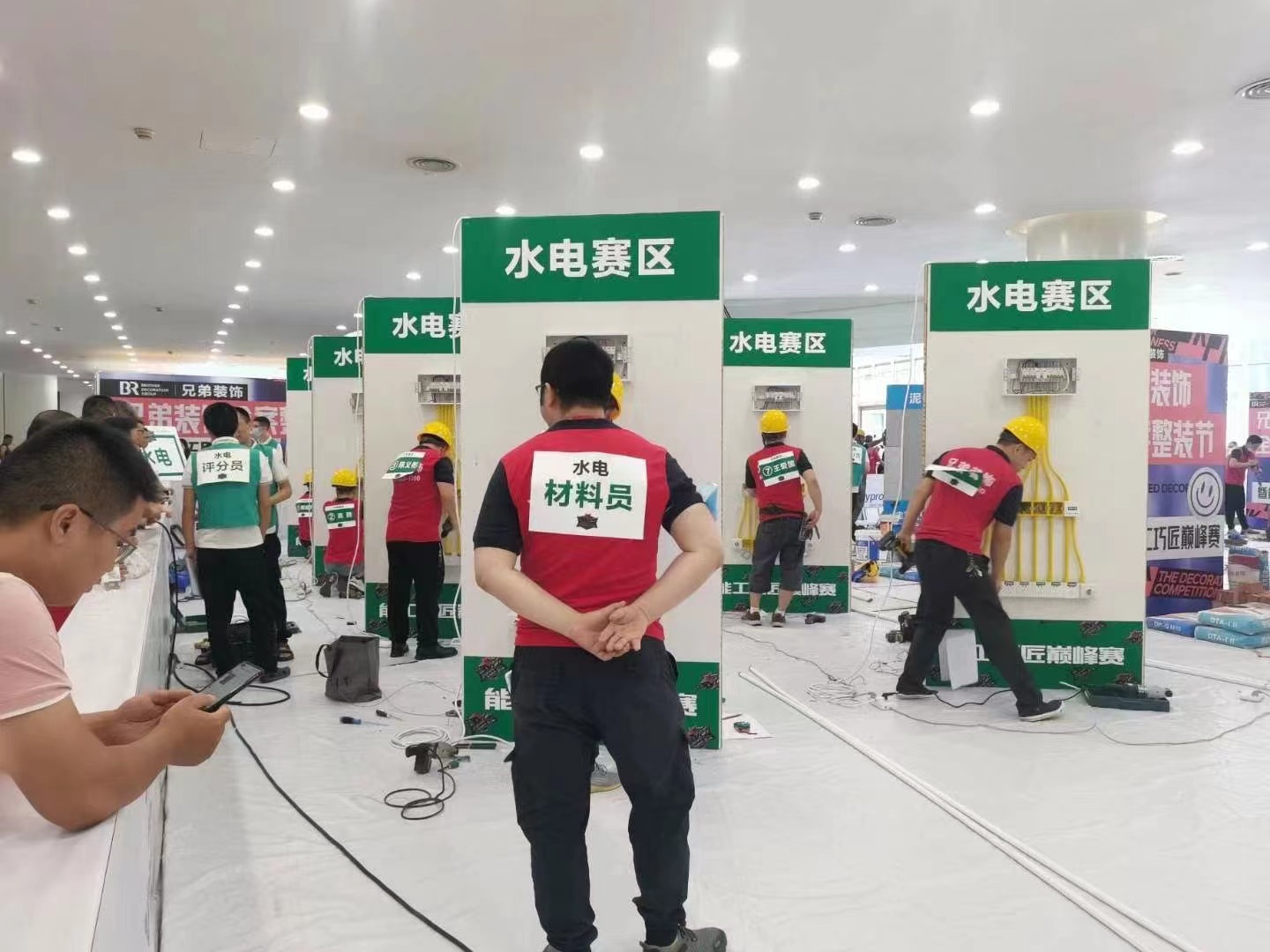 重庆兄弟装饰官网(图3) 重庆兄弟装饰官网(图3)