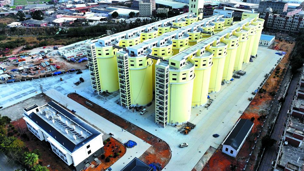 省储备粮泉州储备库搬迁重建项目有望4月竣工(图1) 省储备粮泉州储备库搬迁重建项目有望4月竣工(图1)