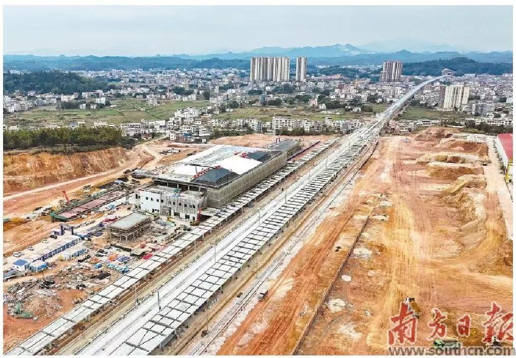 按下建设“加速键” 抢先奋战“开门红”(图2) 按下建设“加速键” 抢先奋战“开门红”(图2)