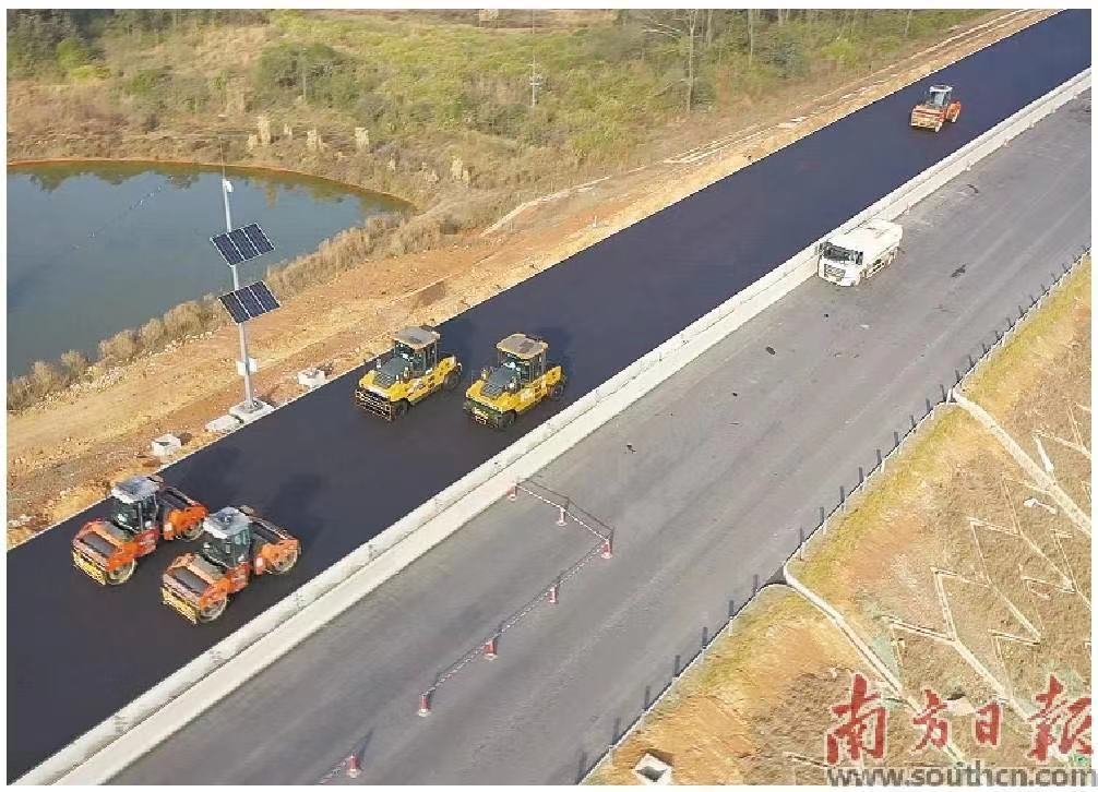 按下建设“加速键” 抢先奋战“开门红”(图4) 按下建设“加速键” 抢先奋战“开门红”(图4)