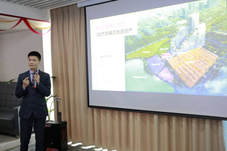 湖北建筑装饰设计奖@住宅设计联赛嘉年华装饰分组赛顺利举行(图6) 湖北建筑装饰设计奖@住宅设计联赛嘉年华装饰分组赛顺利举行(图6)