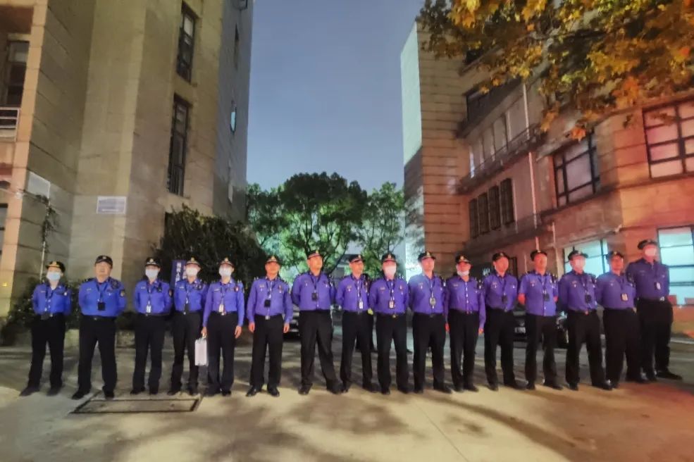 喜获各类区级荣誉普陀的他们焕发青春之光(图1) 喜获各类区级荣誉普陀的他们焕发青春之光(图1)