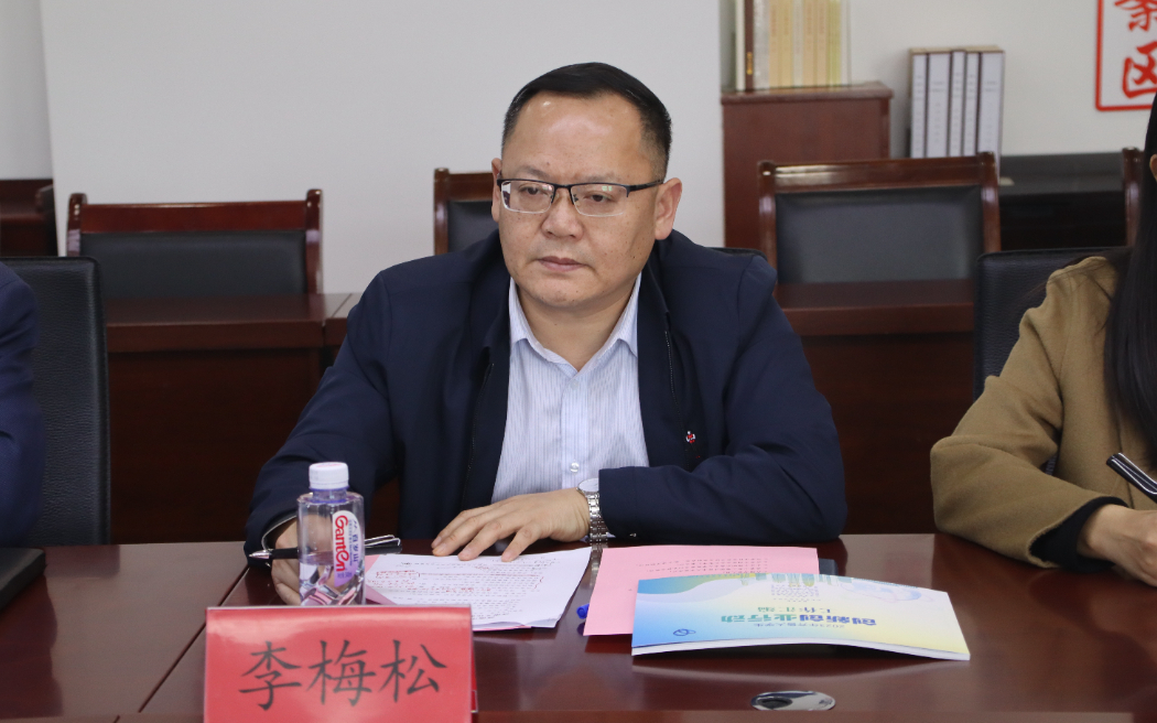 济南市科学技术协会到山东工程职业技术大学调研济南文化创意设计学会工作(图3) 济南市科学技术协会到山东工程职业技术大学调研济南文化创意设计学会工作(图3)