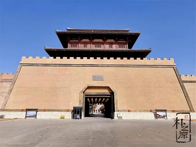 古今对话:现代夯土墙建筑装饰的和谐共生之道(图1) 古今对话:现代夯土墙建筑装饰的和谐共生之道(图1)