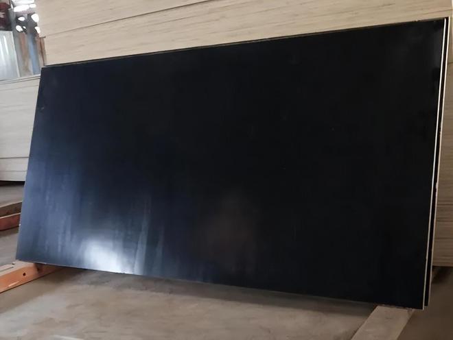 混凝土装饰板如何施工?系统的技术建筑装饰的艺术!(图3) 混凝土装饰板如何施工?系统的技术建筑装饰的艺术!(图3)