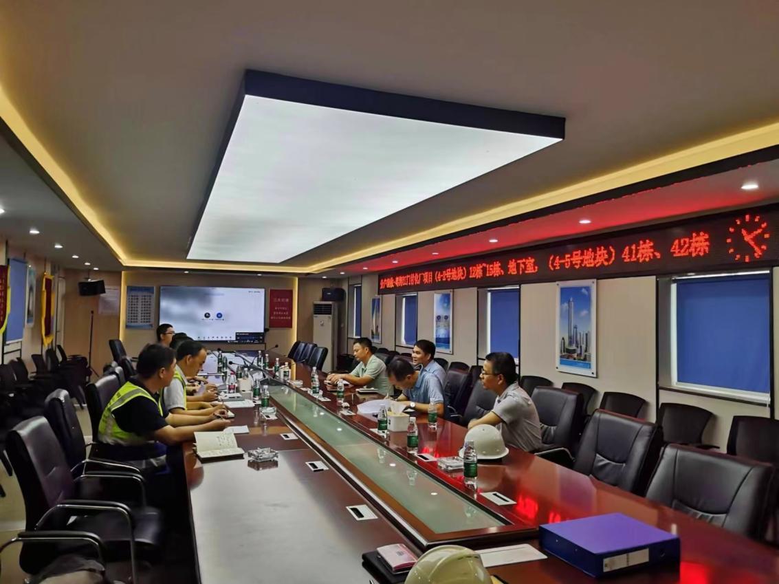 致敬劳动者完工倒计时!中建二局装饰公司深圳分公司粤海江门项目“五一”假期不停工 坚守岗位保工期(图2) 致敬劳动者完工倒计时!中建二局装饰公司深圳分公司粤海江门项目“五一”假期不停工 坚守岗位保工期(图2)