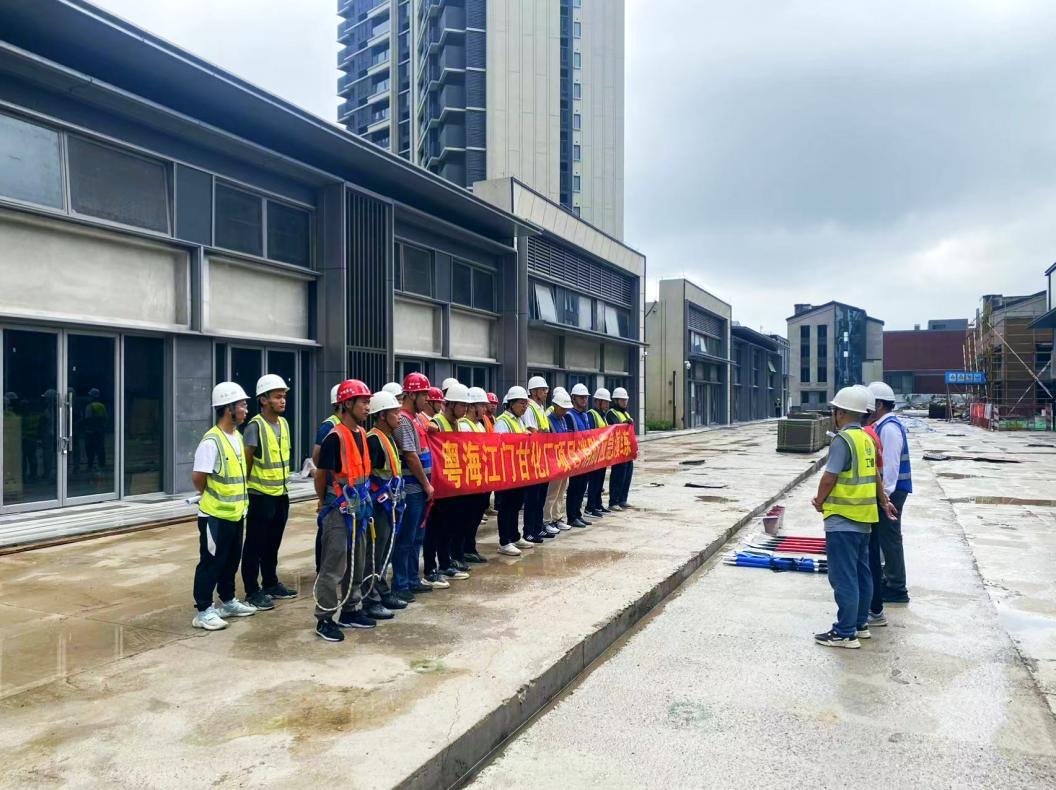 致敬劳动者完工倒计时!中建二局装饰公司深圳分公司粤海江门项目“五一”假期不停工 坚守岗位保工期(图4) 致敬劳动者完工倒计时!中建二局装饰公司深圳分公司粤海江门项目“五一”假期不停工 坚守岗位保工期(图4)