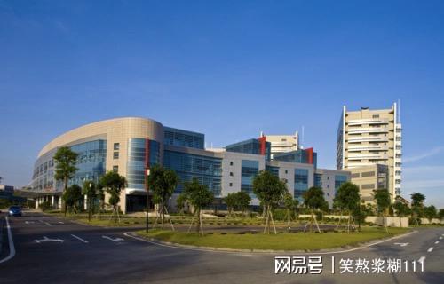 襄阳市中心医院东津院区3号住院楼建设项目设计服务中标公示(图1) 襄阳市中心医院东津院区3号住院楼建设项目设计服务中标公示(图1)