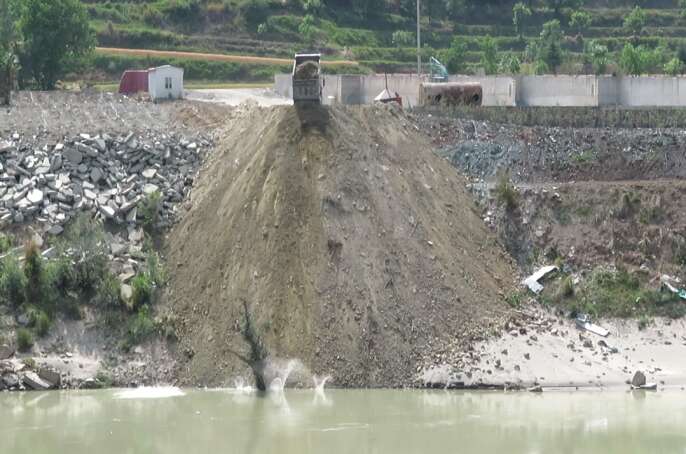中央生态环保督察密集通报建筑垃圾处置乱象 监管层层失守(图1) 中央生态环保督察密集通报建筑垃圾处置乱象 监管层层失守(图1)