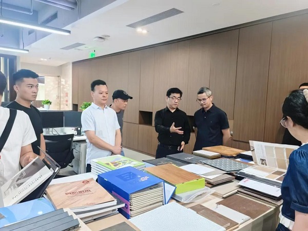 创新引领 校企合作丨南昌大学建筑与设计学院2023级艺术硕士专业导师、学生莅临德勤考察学习(图1) 创新引领 校企合作丨南昌大学建筑与设计学院2023级艺术硕士专业导师、学生莅临德勤考察学习(图1)