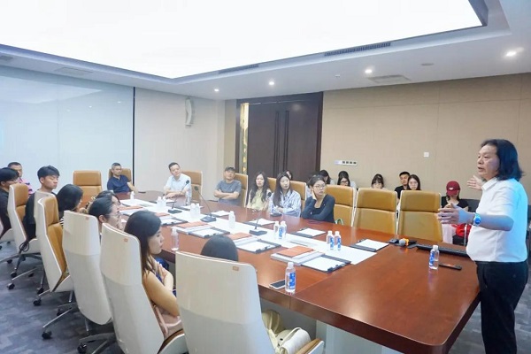 创新引领 校企合作丨南昌大学建筑与设计学院2023级艺术硕士专业导师、学生莅临德勤考察学习(图3) 创新引领 校企合作丨南昌大学建筑与设计学院2023级艺术硕士专业导师、学生莅临德勤考察学习(图3)