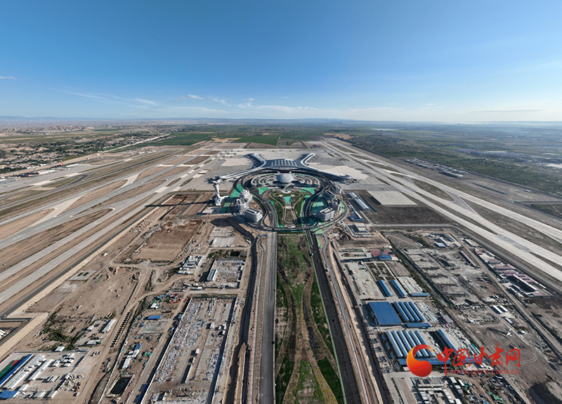 兰州中川国际机场三期扩建工程主体工程竣工(图2) 兰州中川国际机场三期扩建工程主体工程竣工(图2)